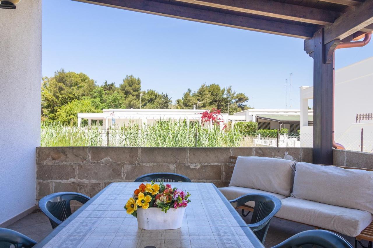 Villa Casa Riccione à Marina di Mancaversa Extérieur photo