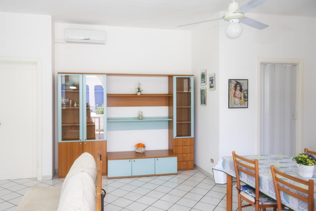 Villa Casa Riccione à Marina di Mancaversa Extérieur photo